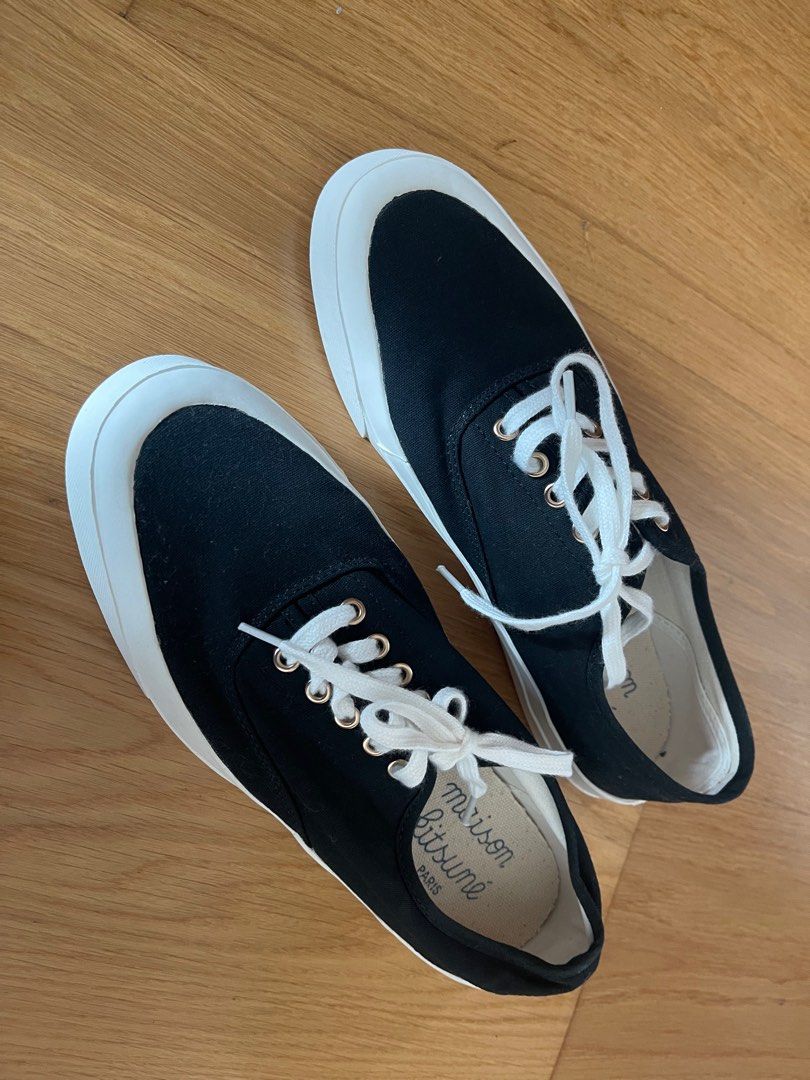 MAISON KITSUNE canvas laced sneaker black unisex EU 42