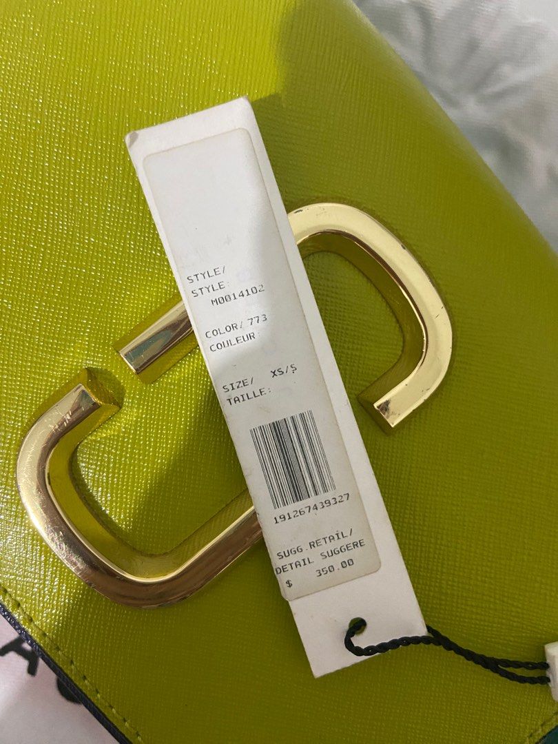 Marc Jacobs Snapshot Bag, Luxury, Bags & Wallets on Carousell