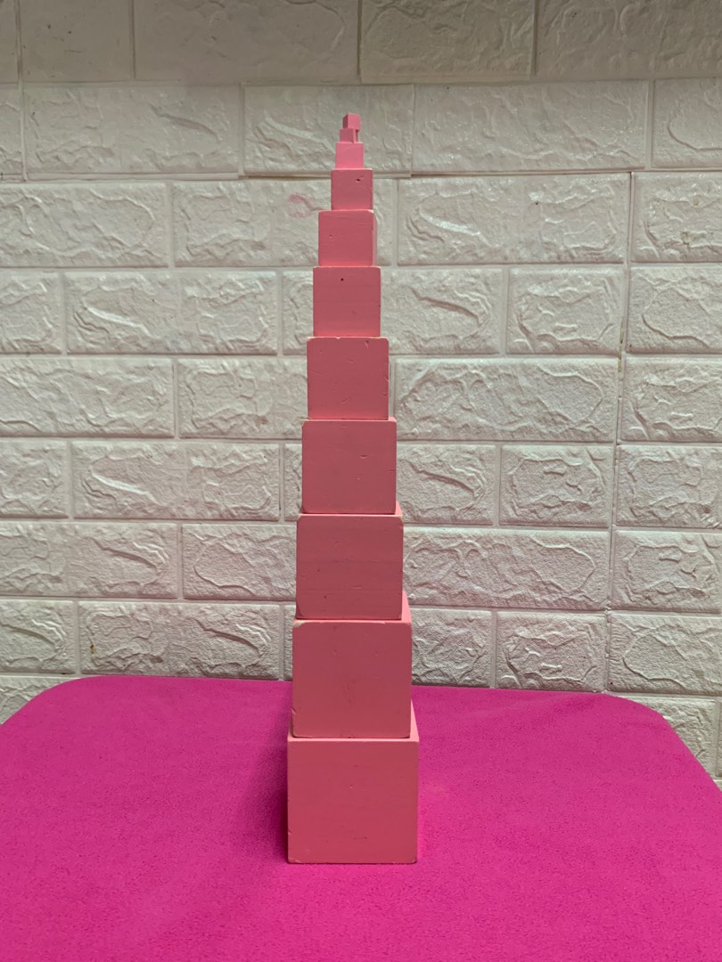 Montessori pink tower used, Hobbies & Toys, Toys & Games on Carousell
