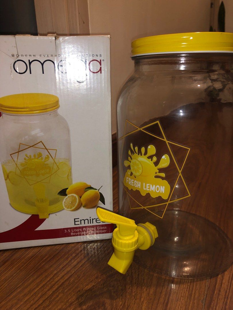 Omega - Water/Beverage Dispenser 3.5L (Category: Pitchers & Dispensers) located in Quezon City. Submitted by jlroy (Listing ID 1211005098, Image 3). Description: Omega - Water/Beverage Dispenser 3.5L ✅ No issues ✅ Like Brand new RFS: Decluttering.