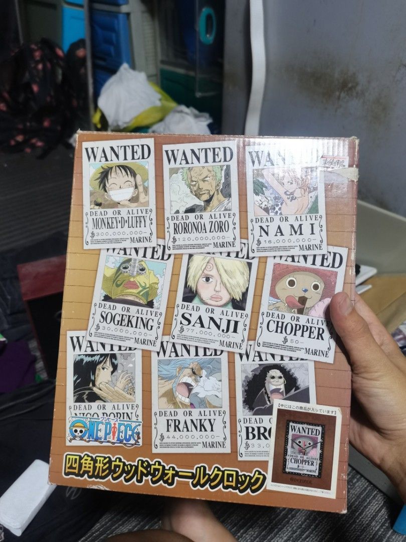 One piece bandai clock chopper 50 berries, Hobbies & Toys, Toys & Games