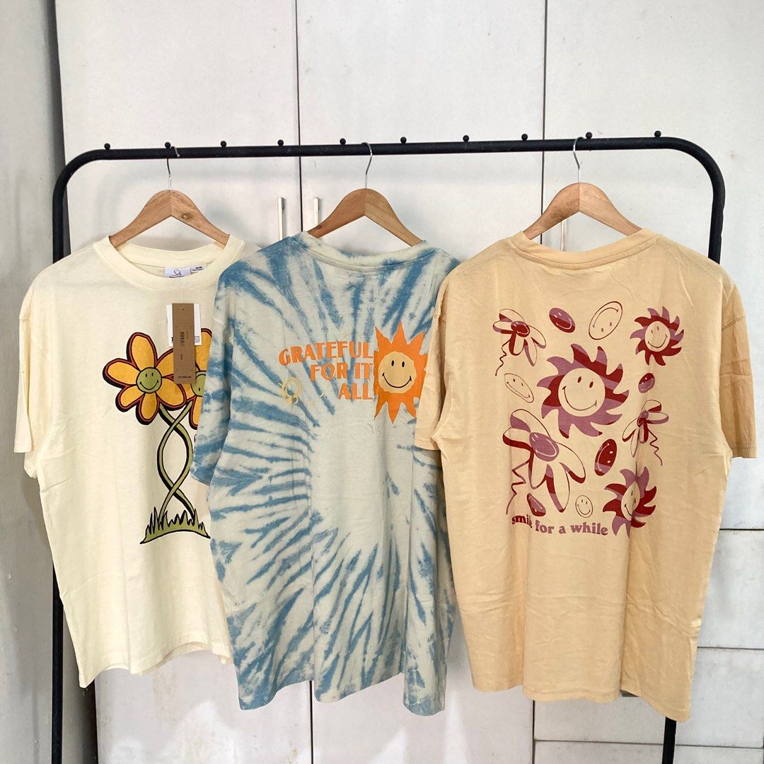 Oversized Backprint Shirts Cotton On x Smiley Brand, Men's Fashion