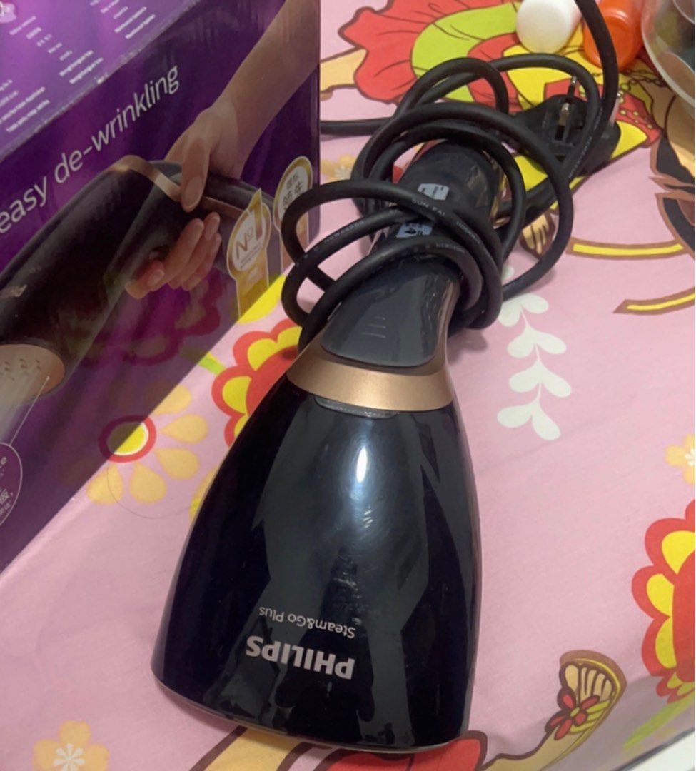 Philips Steam Go Handheld Garment Iron steamer GC362, TV & Home