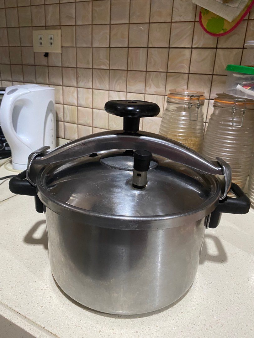 Pressure cooker, Furniture & Home Living, Kitchenware & Tableware