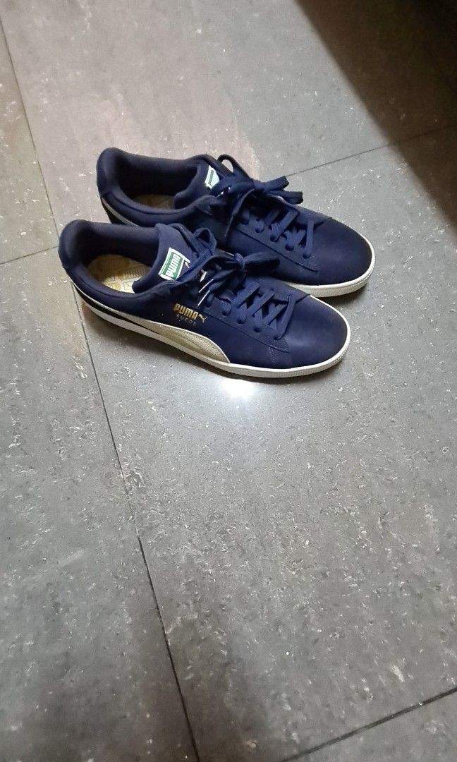 Puma navy blue sneakers top