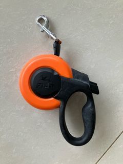 Retractable Dog Leash with 16 ft Strong Nylon Ribbon for Breed up to 55 lbs