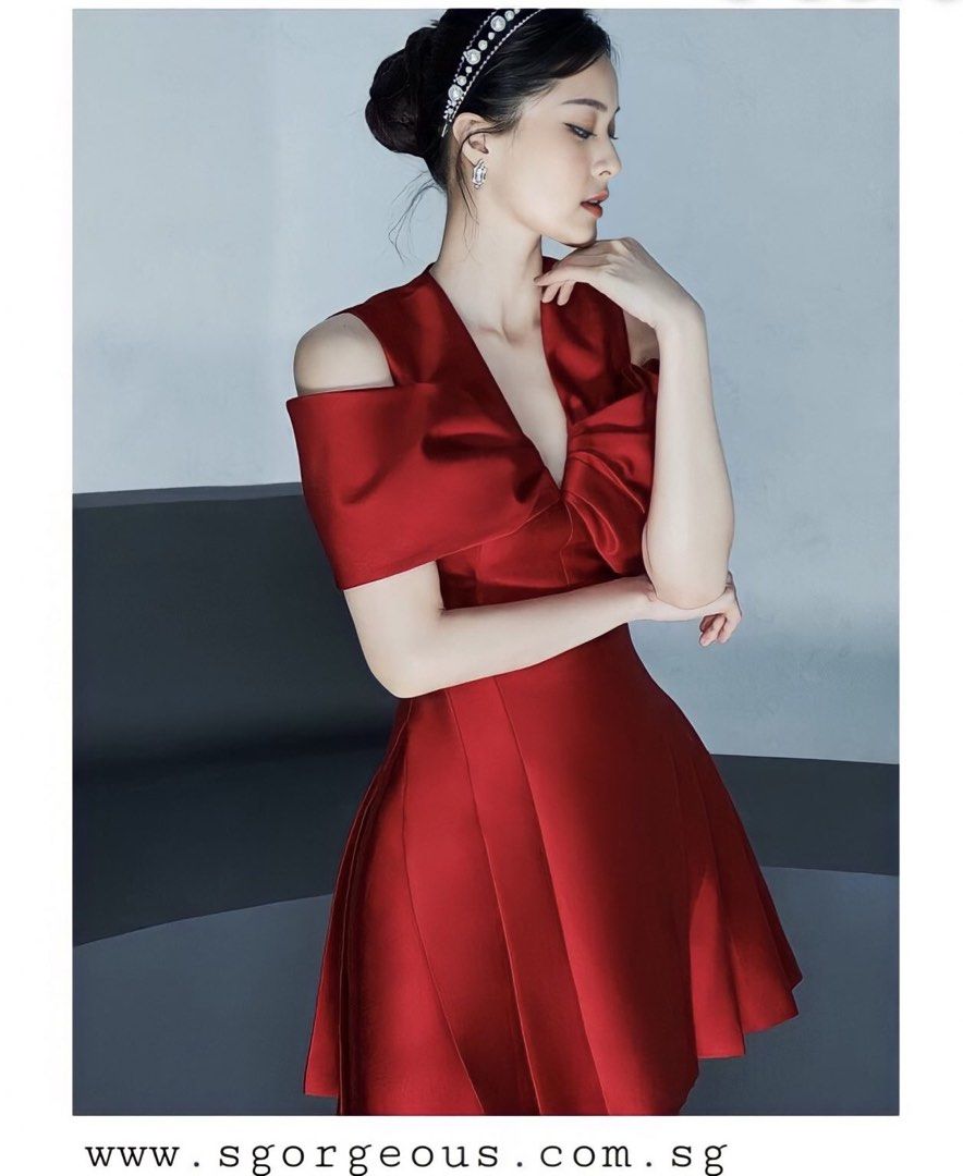 Red mini hotsell formal dress