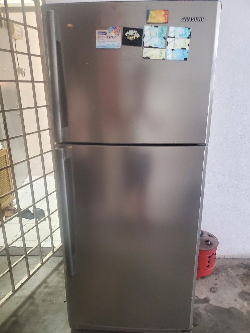 Samsung 2 door Fridge, TV & Home Appliances, Kitchen Appliances