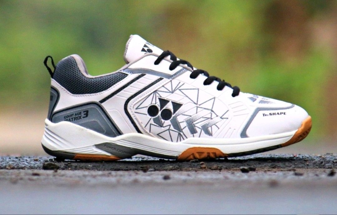 Yonex court ace 2024 matrix badminton shoes