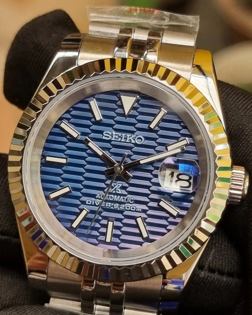 Seiko Mod DateJust Blue (Category: Luxury Watches) located in Manila. Submitted by abouttimeph (Listing ID 1210940722, Image 2). Description: Watch Specifications - Case Diameter - 39mm (excluding crown) Case Material - High Quality 316L Stainless Steel Case Thickness - 13mm Crystal - Premium Scratch Resistant Sapphire Bezel - Fluted Stainless Steel Crown - Screw Down Water Resistant Rating - 3ATM - 30 Meters High quality 904L stainless steel jub