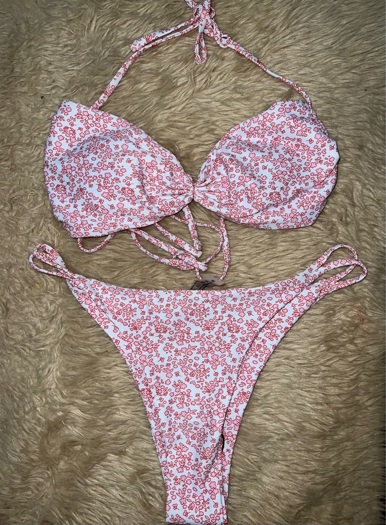 Shein two piece bikini (medium), Women's Fashion, Swimwear, Bikinis