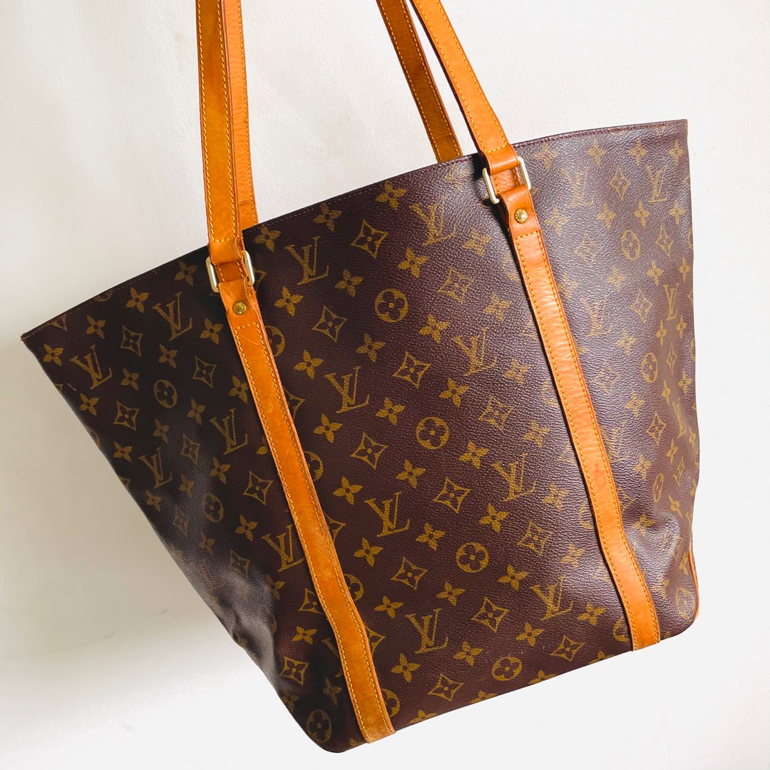 Louis Vuitton LV Sac Shopping Monogram Logo Vintage Shopper Shoulder T –  Valuxre