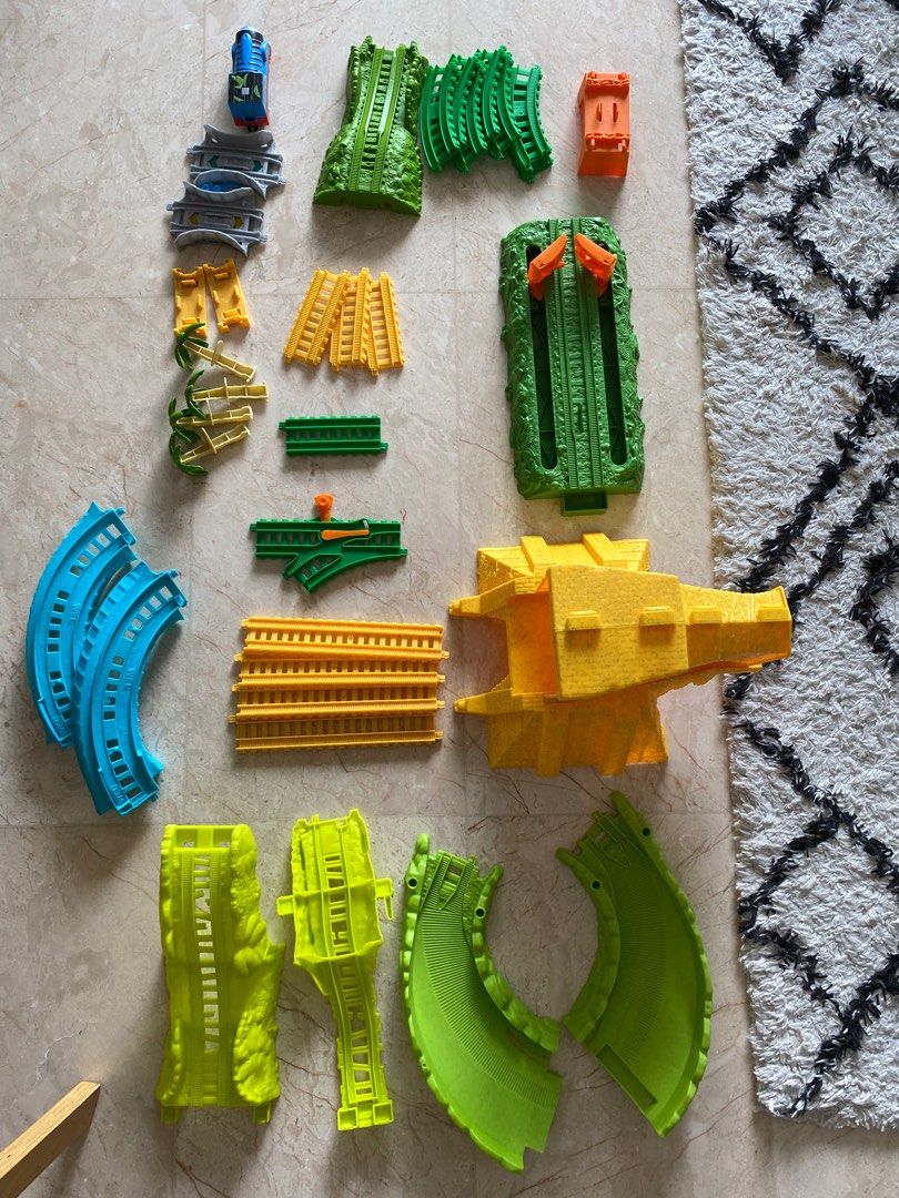 Thomas and Friends Turbo Jungle Set