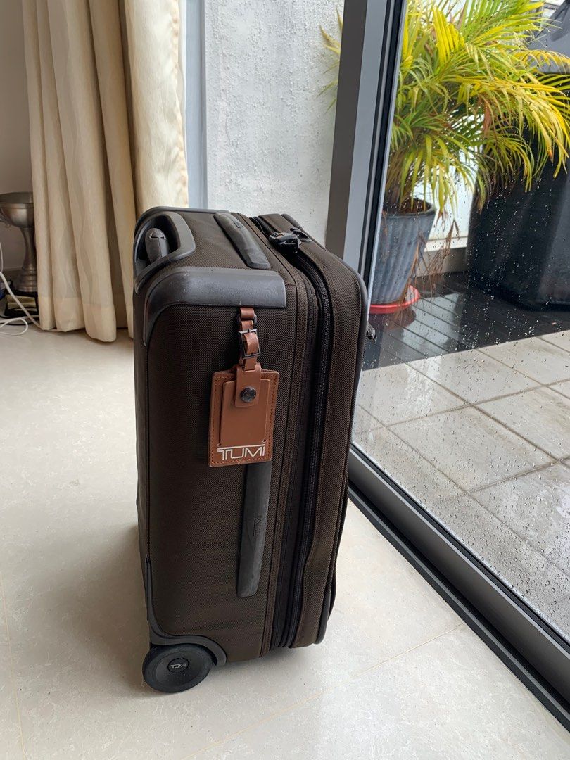 Tumi cabin size bag, Hobbies & Toys, Travel, Luggage on Carousell