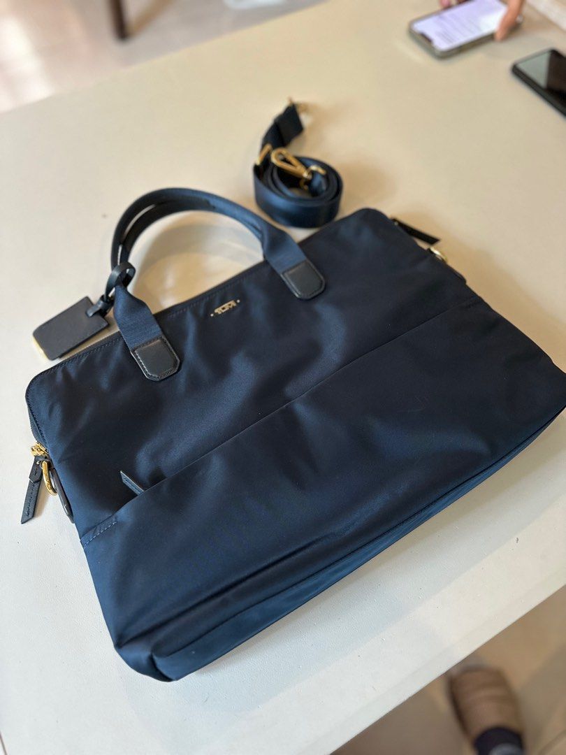 Tumi tina laptop 2024 carrier