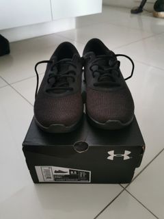 Under Armour UA Mojo 2 Sneaker size 8.5 (Eur 42)