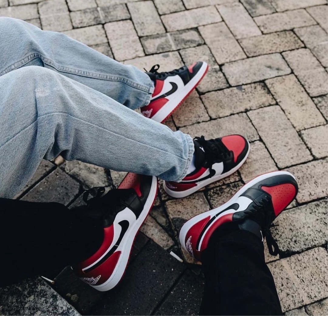 Air jordan 1 bred toe outfit discount