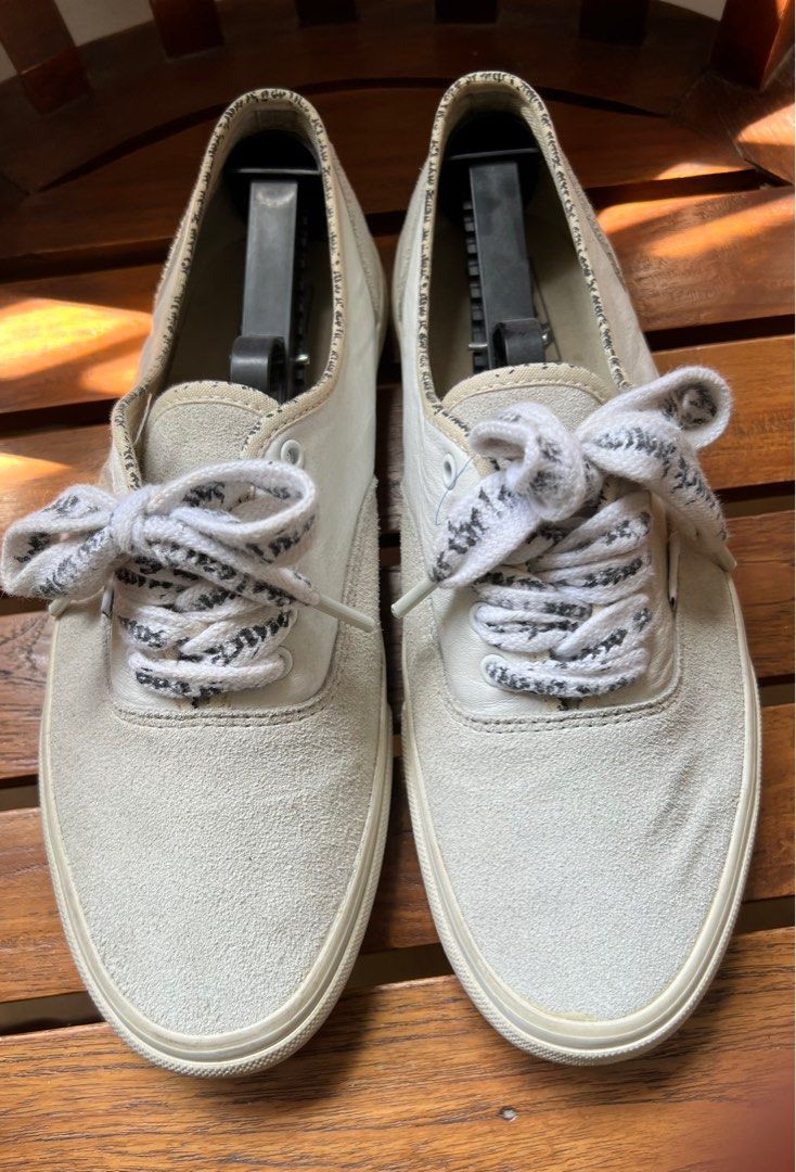 Vans sneakers lyrics 2025