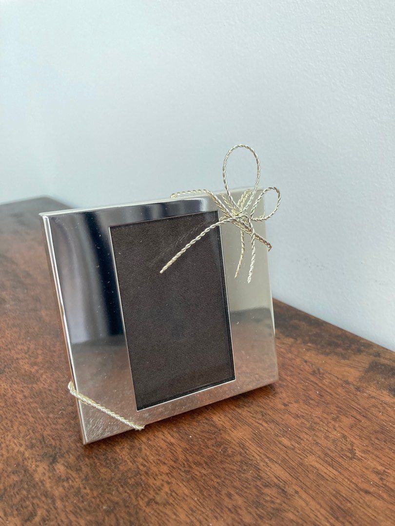 Wedgewood Vera Wang Love Knots Photo Frame Mini, Furniture & Home Living, Home Decor, Frames