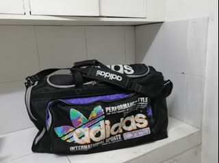 LP POSTED FREE SF  Worth 4k+ (also preloved) Authentic 90s Adidas XLarge Duffle or Travel Bag. PAYMENT FIRST POLICY