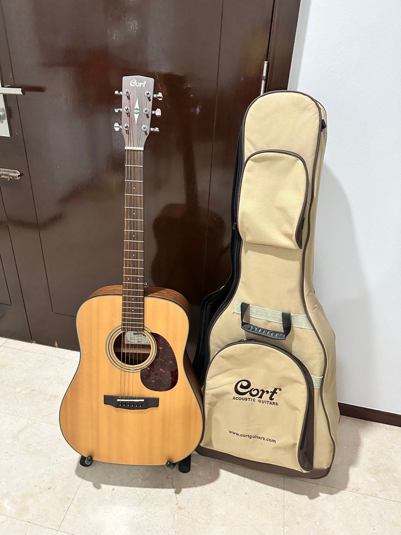 Acoustic 3/4 Guitar - limited edition, Hobbies & Toys, Music & Media ...