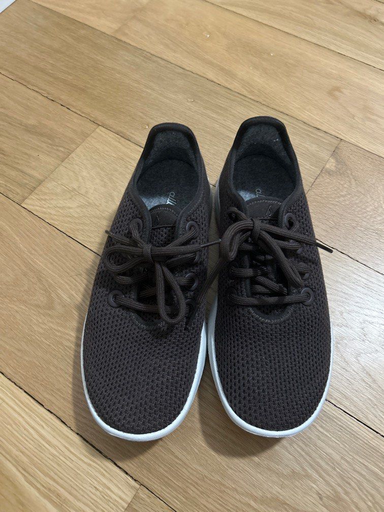 Allbird sneakers top