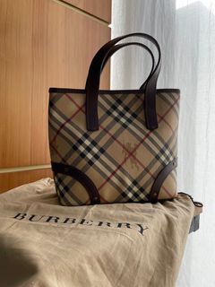 Authentic Burberry Purse Bag Near Perfect Condition Small Women s