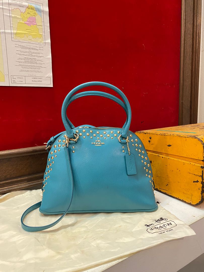 Authentic Coach Alma bag, Women's Fashion, Bags & Wallets, Shoulder