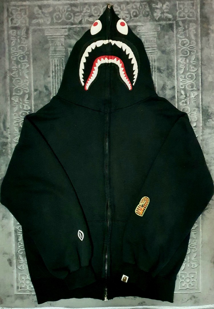 BAPE shark vintage hoodie, Men's Fashion, Tops & Sets, Hoodies on Carousell