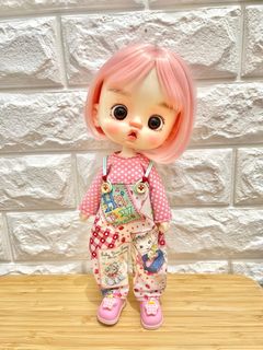 （分類：）位於 。 由 JuneJuneJune 提交（商品編號 1193583425，圖片 1）。簡介： 。