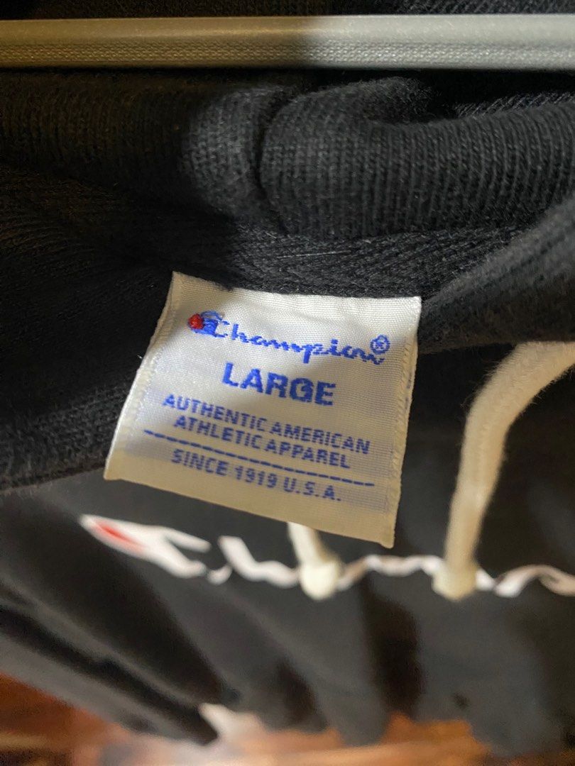 Original Champion black hoodie (Category: Hoodies) located in Quezon City. Submitted by migswee07 (Listing ID 1211177970, Image 3). Description: Original Champion black hoodie SIZE L 430+sf Pm me for more details 26 inches length 18 inches width.