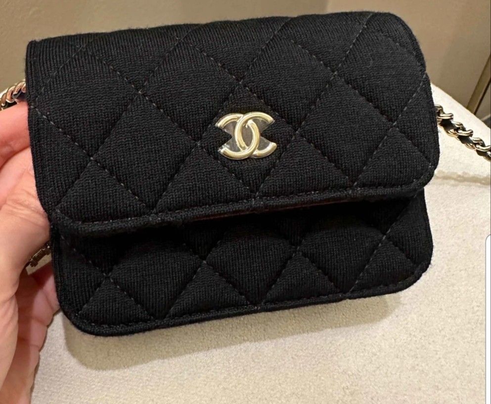 Chanel 23C clutch with chain, Luxury, Bags & Wallets on Carousell