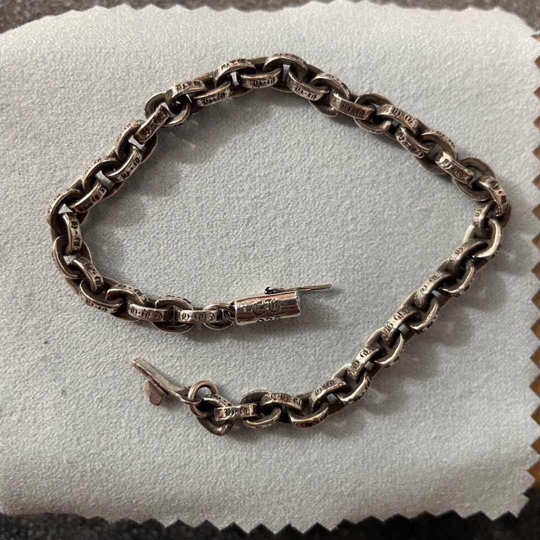 Chrome Hearts Paper Chain Link Bracelet, Men's Fashion, Watches & Accessories, Jewelry on Carousell