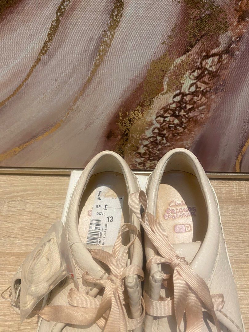 Clarks discount cream shoes
