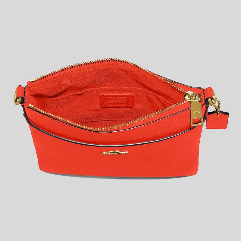 Coach Kitt messenger, Women's Fashion, Bags & Wallets, Crossbody