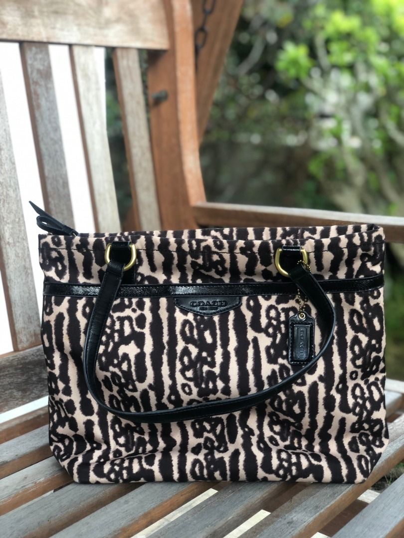 Leopard coach best sale purse