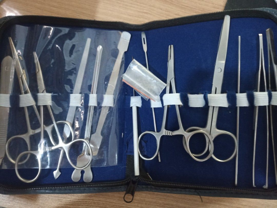Dissecting Kit, Health & Nutrition, Medical Supplies & Tools on Carousell