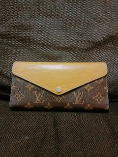 (Kategori: ) berada di . Dikirim oleh oooooshop (ID iklan 1211086164, Gambar 1). Deskripsi: .