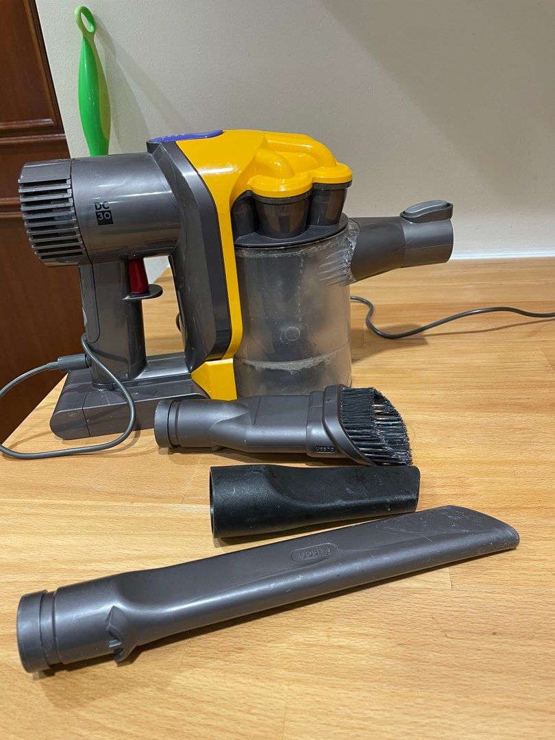 Dyson hand vac with attachement, TV & Home Appliances, Vacuum Cleaner