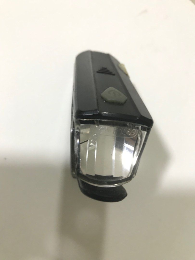 Decathlon elops LED Cycling Lamp, Sports Equipment, Bicycles & Parts