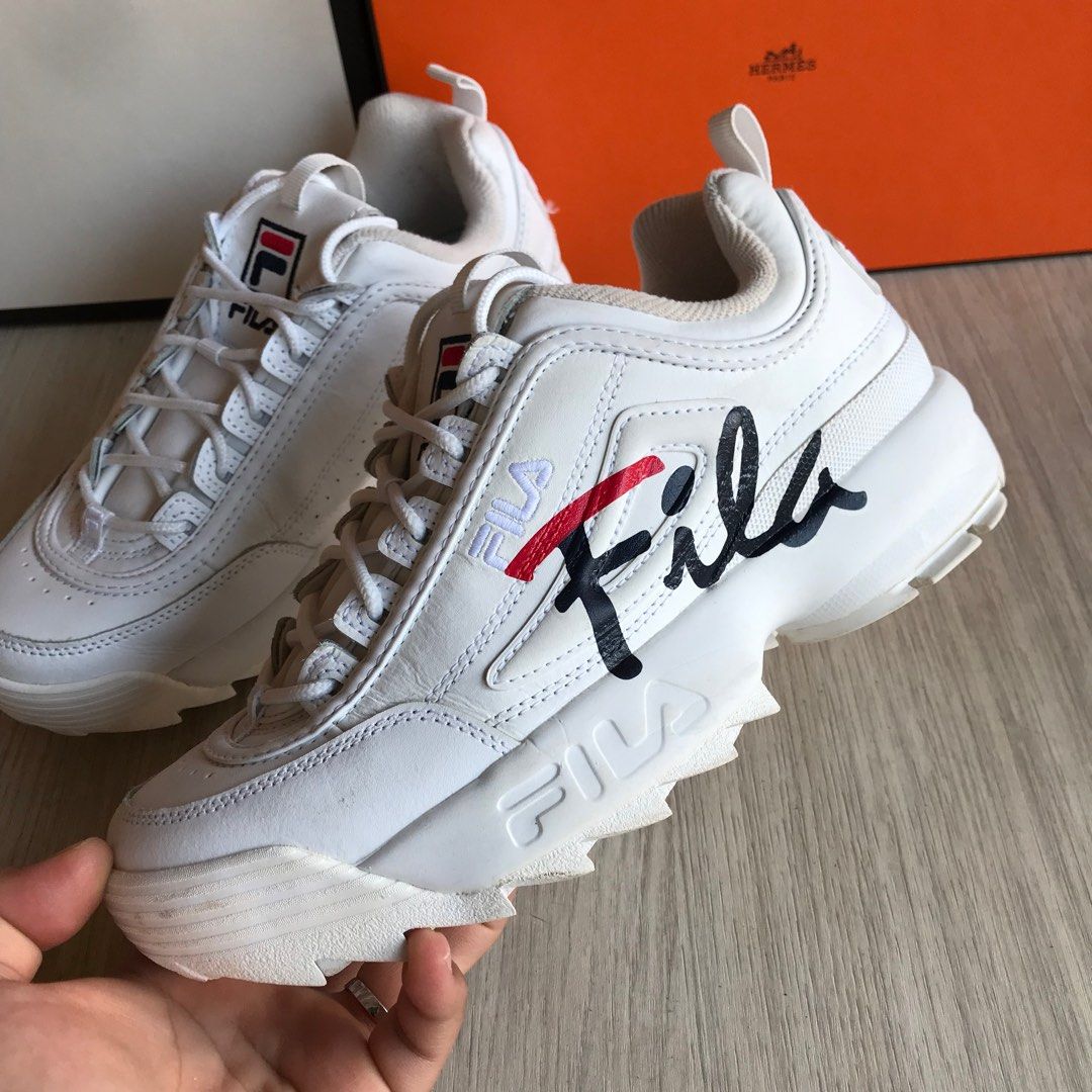 Fila Authentic Disruptor 2 size 40 1 2 Fesyen Wanita Sepatu di