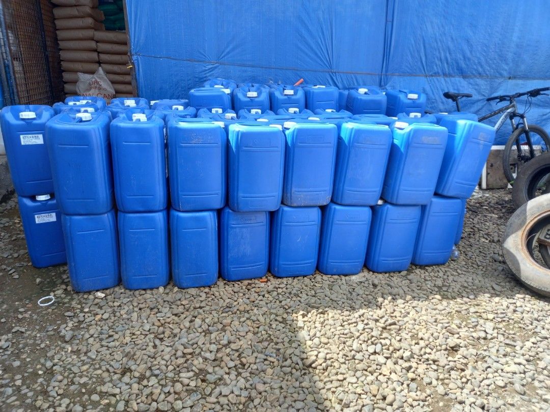 FOOD GRADE PLASTIC CONTAINERS 30KILOS, Everything Else, Others on Carousell