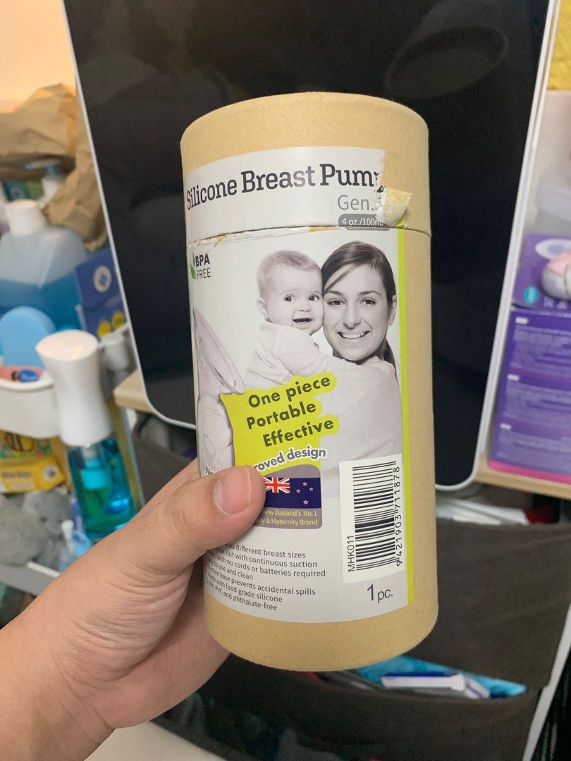 Haakaa Manual Pump, Babies & Kids, Nursing & Feeding, Breastfeeding & Bottle Feeding on Carousell