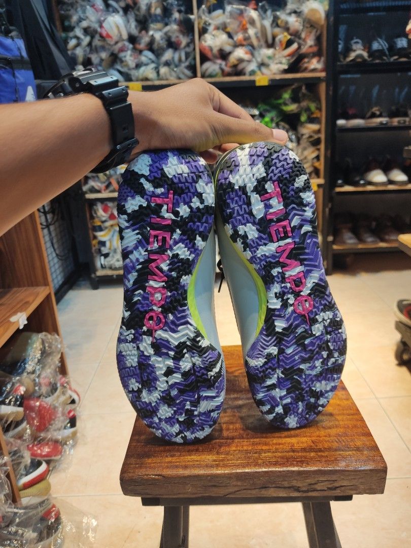 kasut futsal nike tiempo