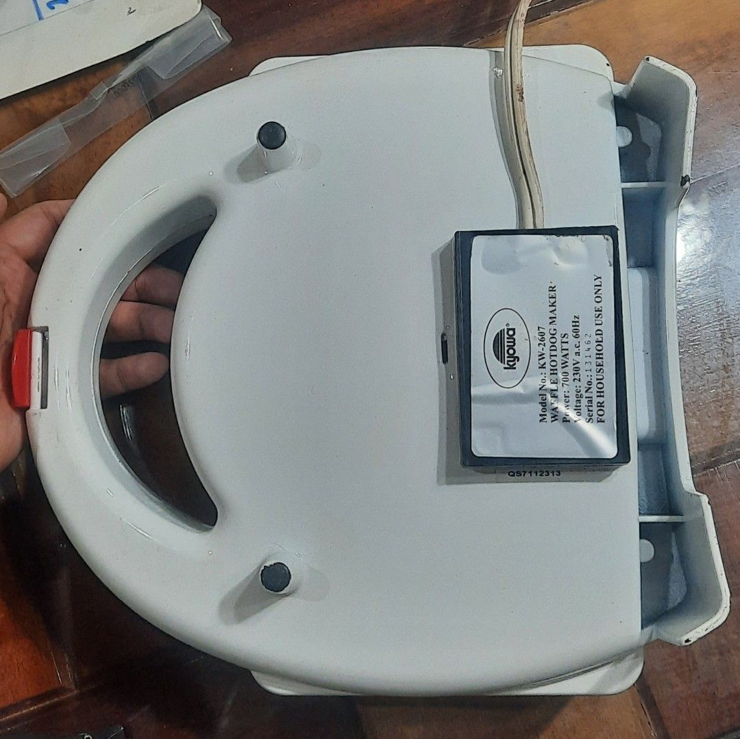 Kyowa hotdog waffle maker, Furniture & Home Living, Kitchenware