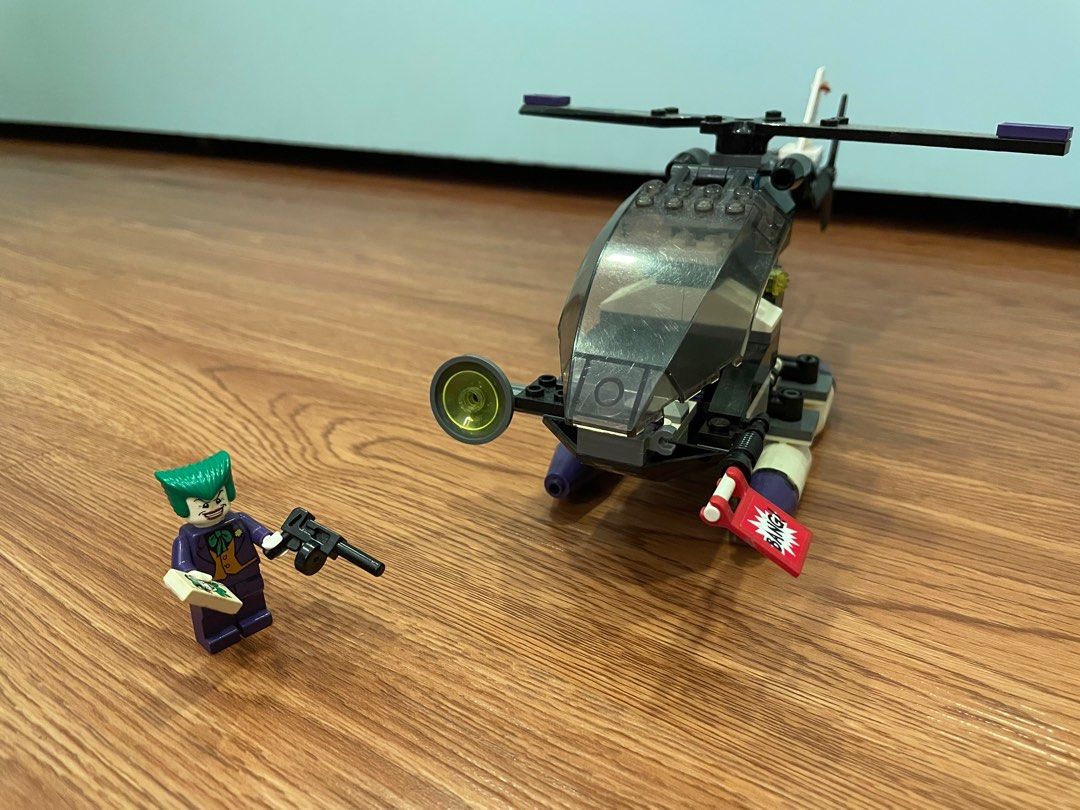 Lego hotsell joker helicopter