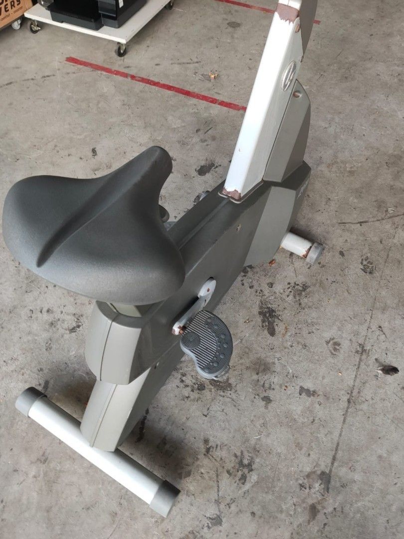 Used life fitness bike online for sale