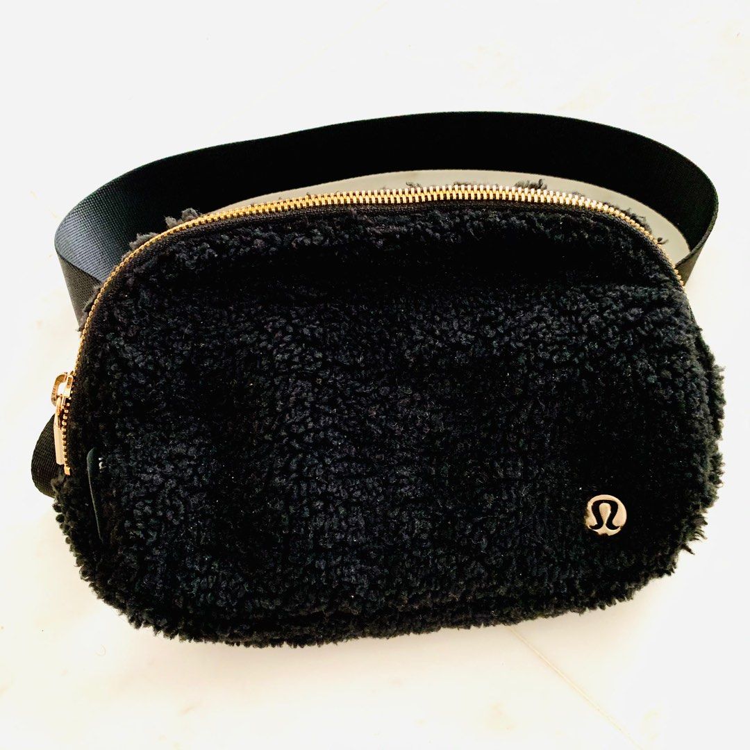 lululemon athletica, Bags, Nwt Black Velour Gold Hardware Lululemon  Everywhere Belt Bag