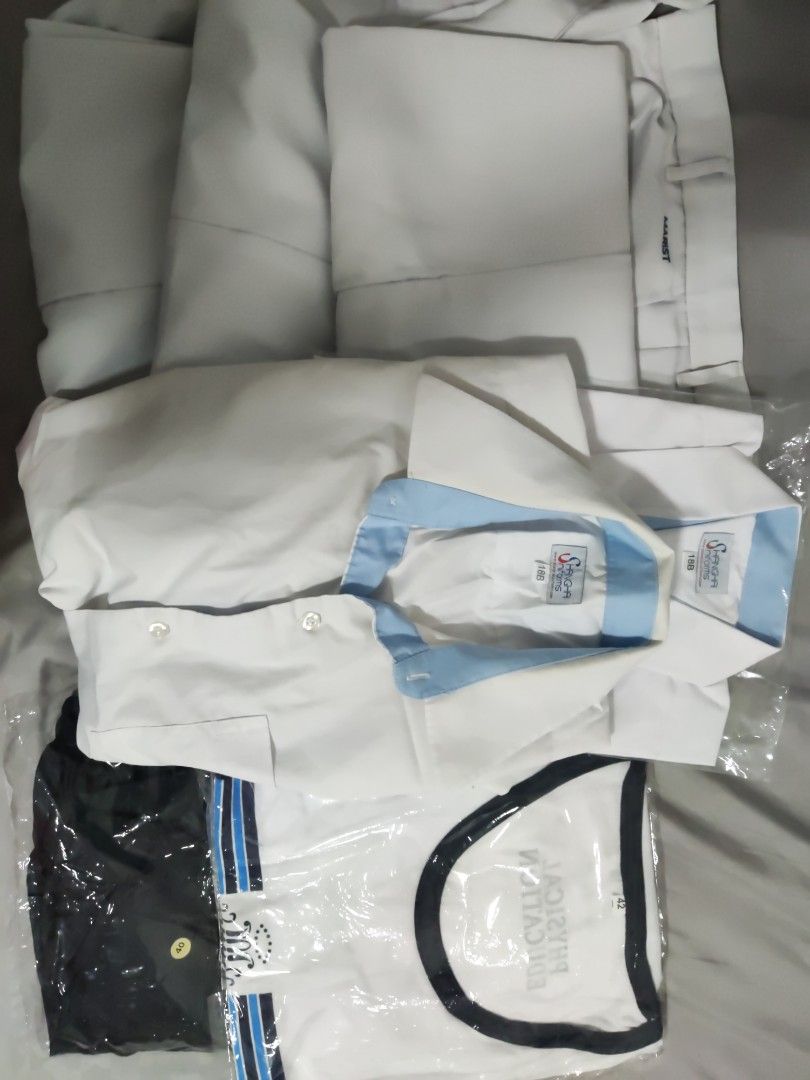 Marist Stella High School uniform, Hobbies & Toys, Stationery & Craft