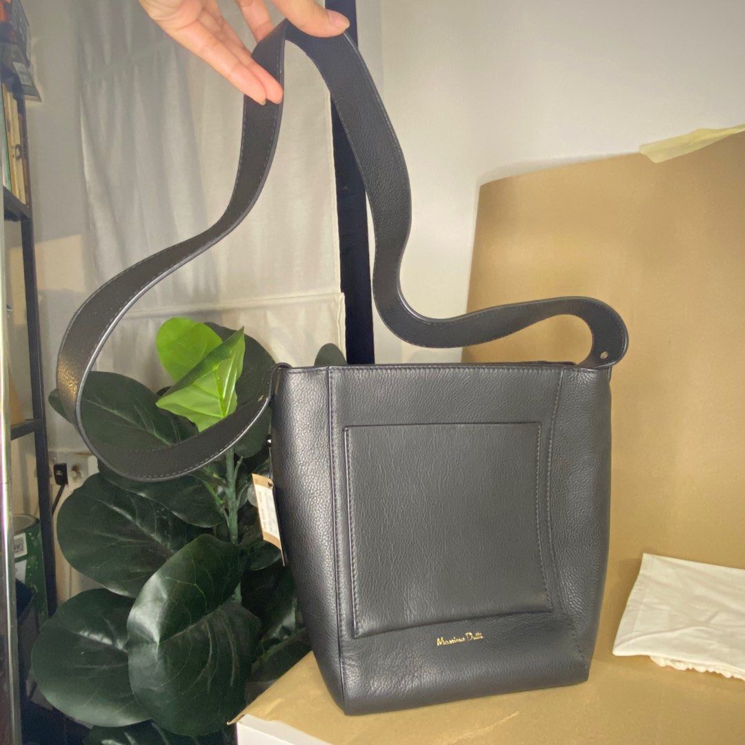MASSIMO DUTTI 100 Leather Cross Body Bag in Black HUAT88 Luxury